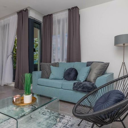 Apartments Ines 塞尔瑟 外观 照片